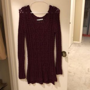 Maroon sweater